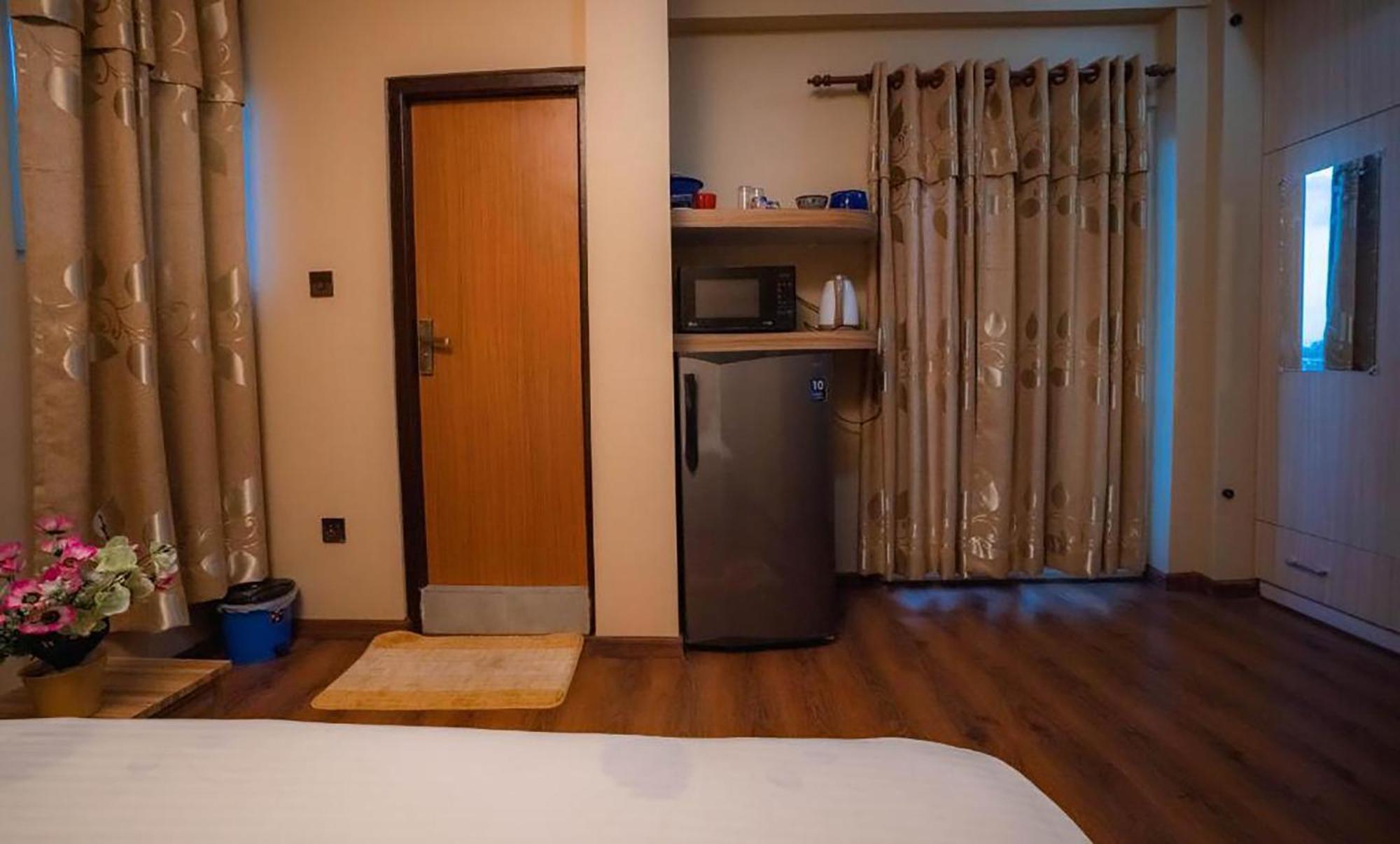 House Of Forrest, Service Apartments Катманду Екстер'єр фото