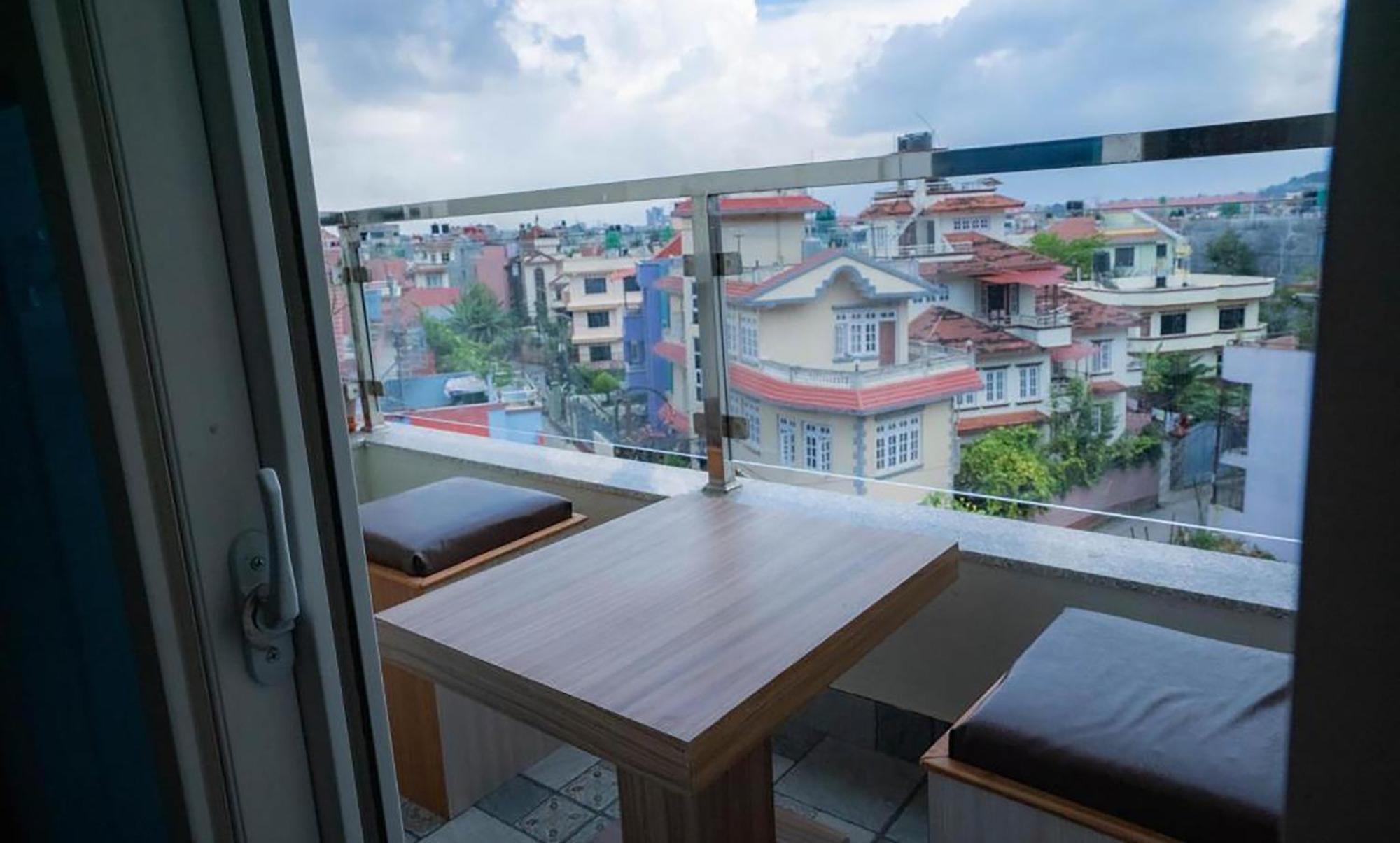 House Of Forrest, Service Apartments Катманду Екстер'єр фото