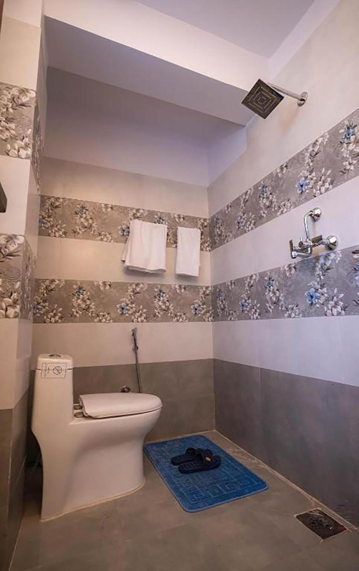 House Of Forrest, Service Apartments Катманду Екстер'єр фото