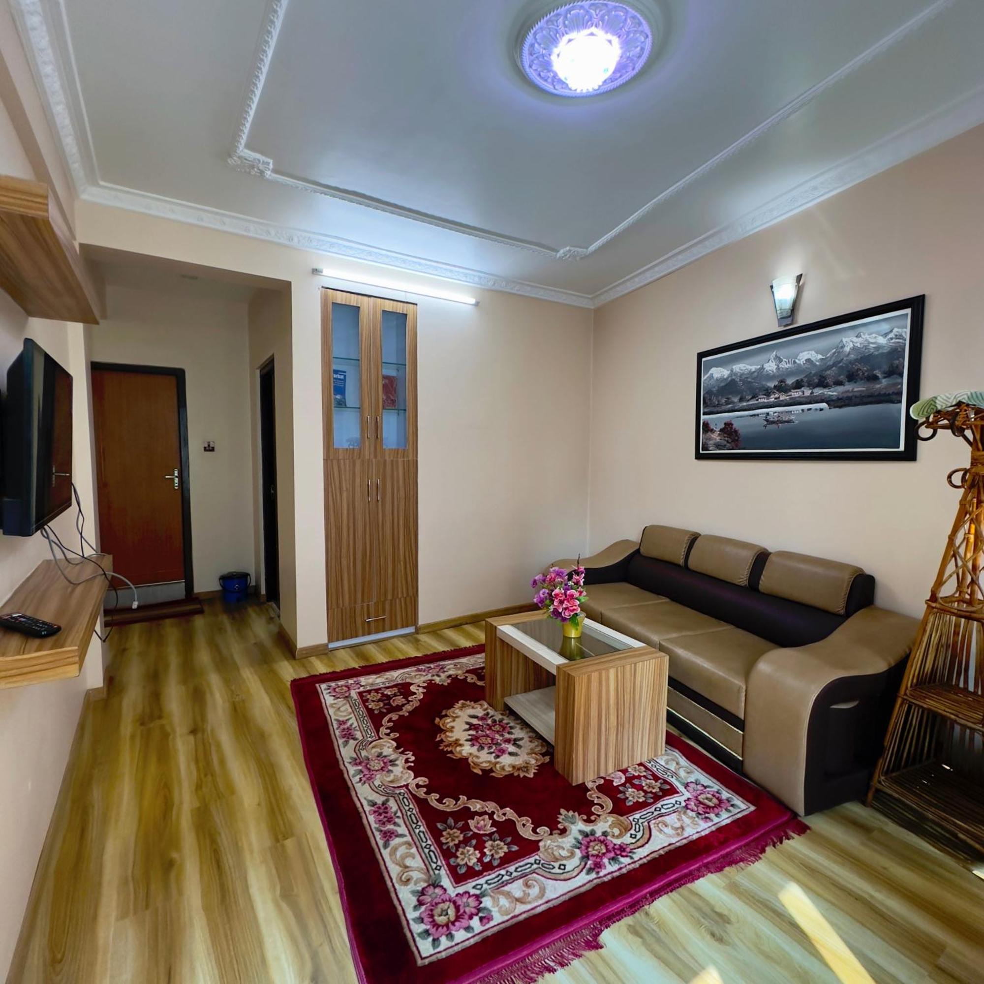 House Of Forrest, Service Apartments Катманду Екстер'єр фото