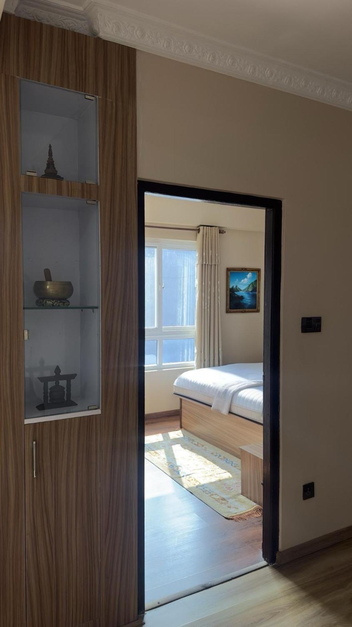 House Of Forrest, Service Apartments Катманду Екстер'єр фото